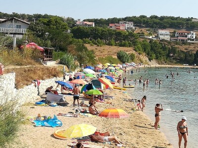 AKKIJA UDRUGE VOLIM VLAŠIĆI NA PAGU: „Molimo ne bacajte opuške, naše ribe i ptice ne puše“