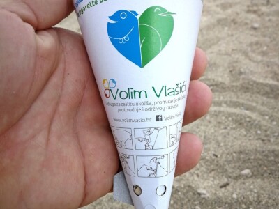 AKKIJA UDRUGE VOLIM VLAŠIĆI NA PAGU: „Molimo ne bacajte opuške, naše ribe i ptice ne puše“