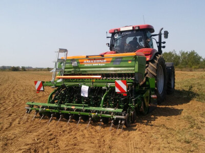 Amazone sijačica Cataya, roto drljača i Case Puma traktor