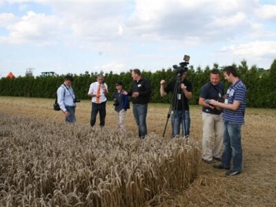 Field demo - prikaz ispitivanja rada strojeva u polju