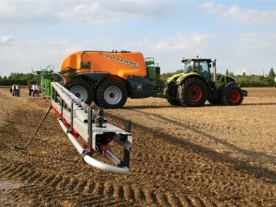 Amazone prskalica UX 11200