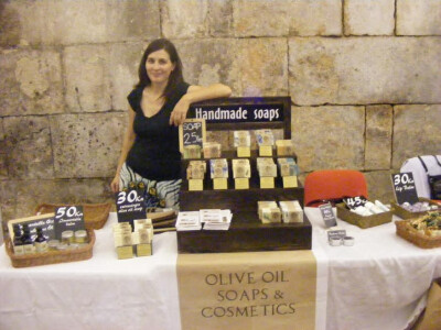 OPG Delić - štand sa raznovrsnim proizvodima