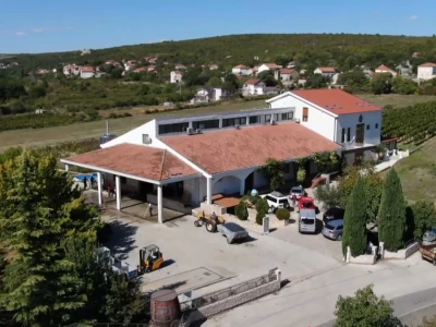 Andrija nastavio utabanim stazama predaka, košarkaš se vratio selu