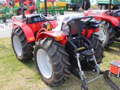 Traktor Antonio Carraro Supertigre