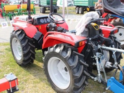 Traktor Antonio Carraro Tigrone