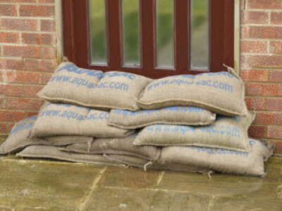 RCY - protivpolavna oprema (WATER RAILS, AQUA SAC,PARE-O)