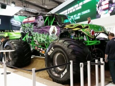 Iz drugog ugla Iz drugog ugla