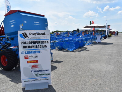 Austro Diesel FarmShow 2024.