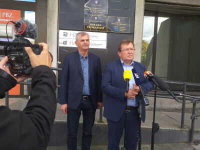 Baby  beeb - kriza tova