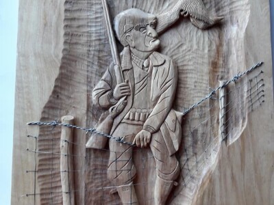 Bački Monoštor: Umetnička dela od komada drveta i jelenskih rogova