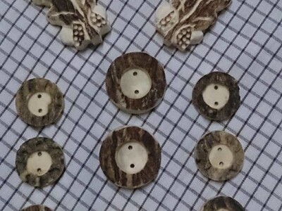 Bački Monoštor: Umetnička dela od komada drveta i jelenskih rogova