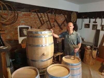 Bačvarija Golub, tradicijski obrt