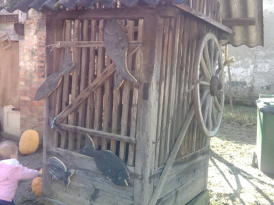 Stara seoska dvorišta - potencijal za obiteljski turizam