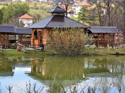 Baš Bašča: Šefket Hrustanović danas uživa u plodovima svog predanog rada Baš Bašča: Šefket Hrustanović danas uživa u plodovima svog predanog rada