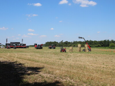 Beauvais Massey Ferguson prezentacija