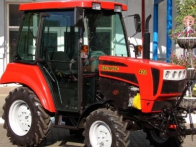 Traktor Belarus 400