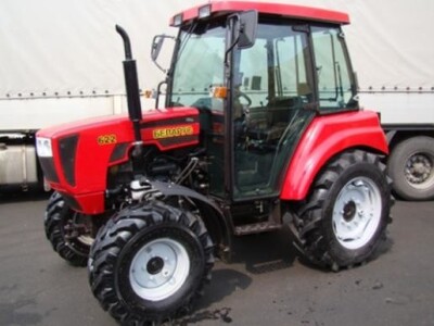 Traktor Belarus 600