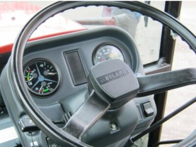 Traktor Belarus 600