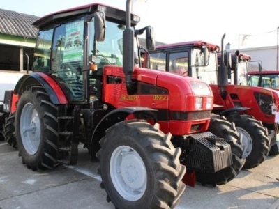 Traktor Belarus 1000