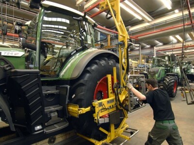 Tvornica traktora Fendt - linija za sastavljanje traktora