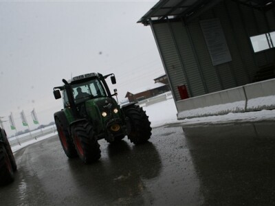 Testne vožnje traktora Fendt