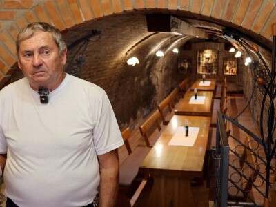 Berba grožđa, Suza, Podrumi Kolar