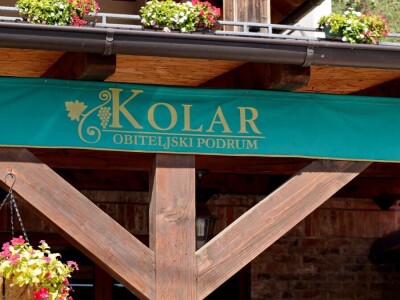 Berba grožđa, Suza, Podrumi Kolar