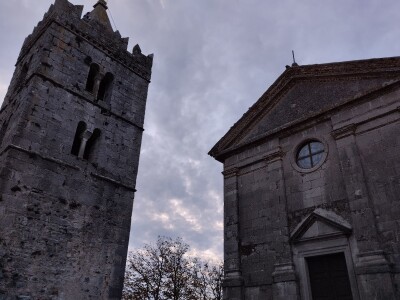 Biska i muzej u Humu