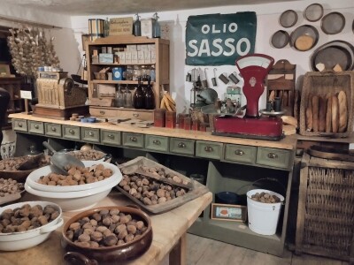 Biska i muzej u Humu