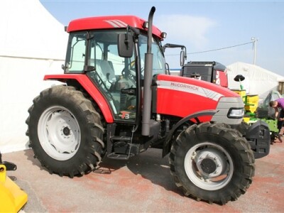 McCormick traktori