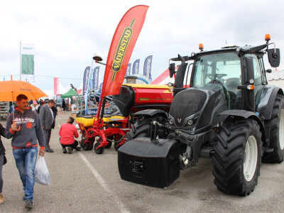Valtra i Vaderstad