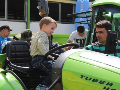 Budući poljoprivrednik ;)