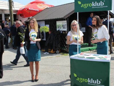Agroklub hostese