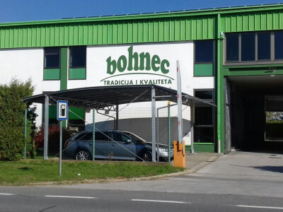 90 proizvoda odnosi se na polutvrdi sir 90 proizvoda odnosi se na polutvrdi sir