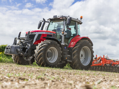 Born to Farm Massey Ferguson
