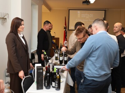 Bosanskohercegovačko vino, sir i med predstavljeni Norvežanima