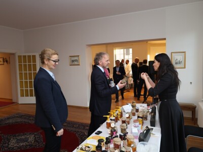 Bosanskohercegovačko vino, sir i med predstavljeni Norvežanima