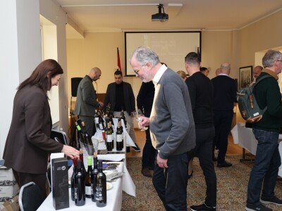 Bosanskohercegovačko vino, sir i med predstavljeni Norvežanima