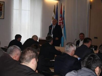 Božo Galić, dipl.ing., župan vukovarsko-srijemski Božo Galić, dipl.ing., župan vukovarsko-srijemski