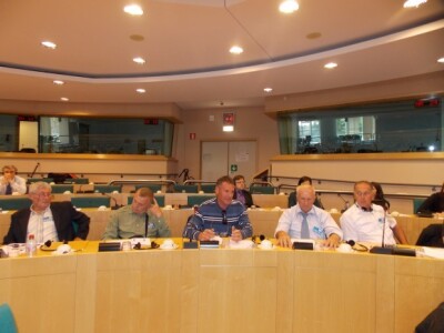 Seljake muče uvoz, kamate, administracija i lobiji Seljake muče uvoz, kamate, administracija i lobiji