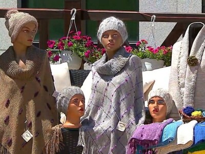 Branka Aleksandrić, Razboj, Stari zanati