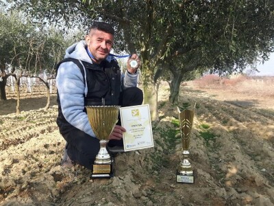 POVENJAK 2019 - Mario Buterin iz Paljuva  pobijedio  maslinarsku elitu Istre i Dalmacije POVENJAK 2019 - Mario Buterin iz Paljuva  pobijedio  maslinarsku elitu Istre i Dalmacije