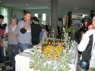 I u društvu je ugodnije uz mandarine na stolu