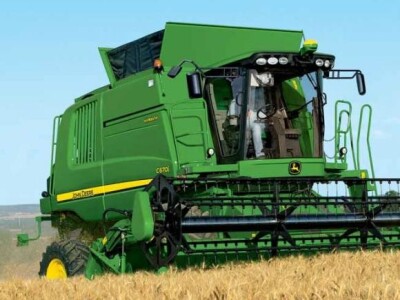 Kombajn John Deere C