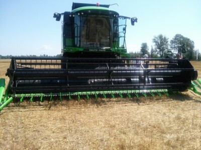 C6000 &quot;parkiran&quot; na polju