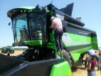 Novinari u razgledavanju