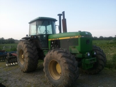 John Deere 4755