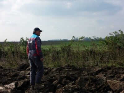 ratarska mehanizacija na njivi Zmaićevih