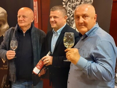 Carska vina Grgo Vasilj