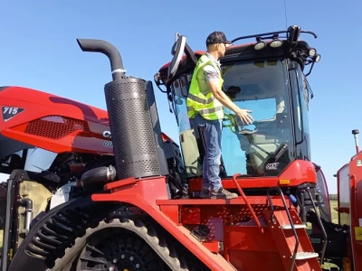 Case IH guseničar